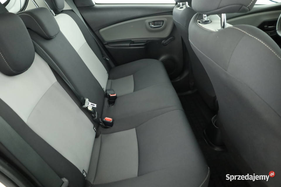 Toyota Yaris 15 Dual VVTi isofix Piaseczno