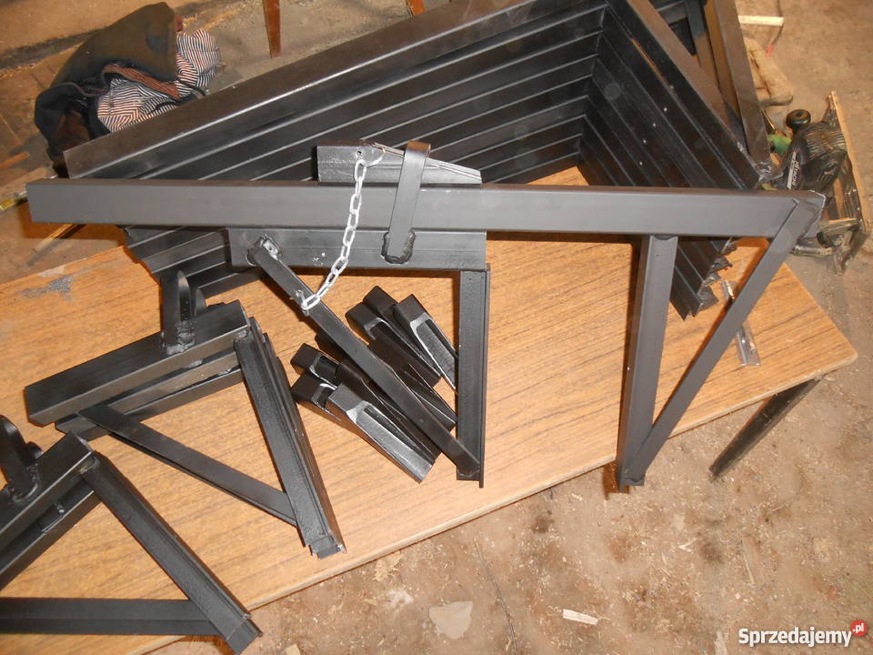 Ścisk słupy nadproża fundamenty szalunki budowa podkarpackie Kamień