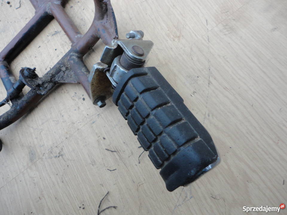PODNOZEK STOPKA Jincheng Suzuki gn 125 GZ Sokolniki