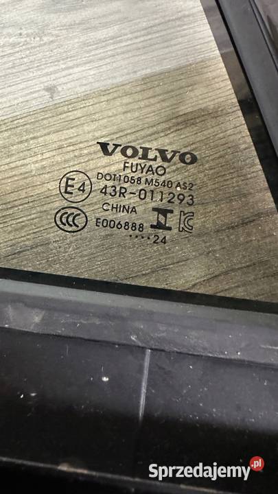 VOLVO EX30 SZYBA TYLNA PRAWA KAROSERYJNA NA Gorzów Wielkopolski sprzedam