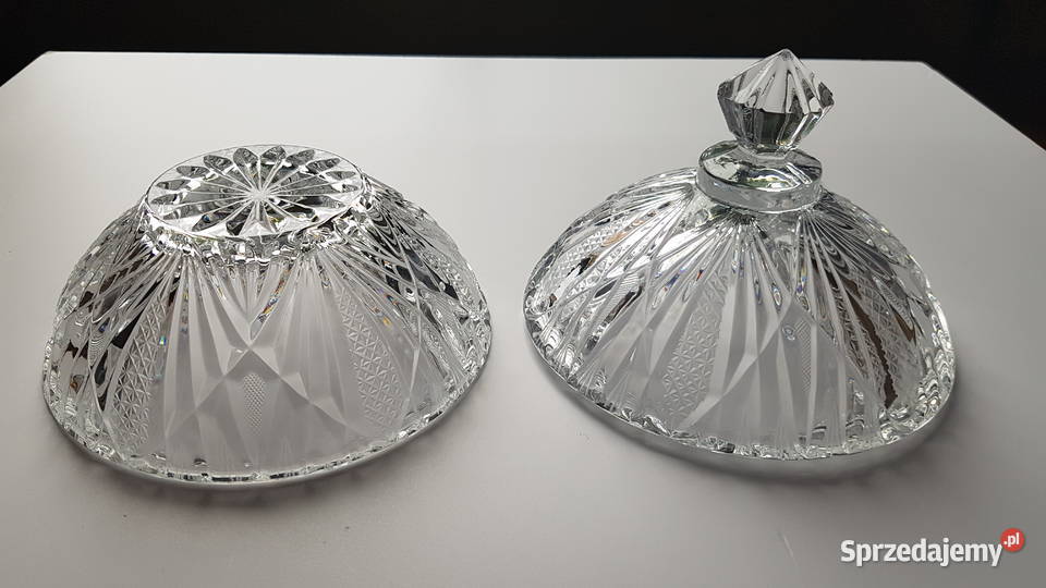Kryształowa bomboniera kryształ PRL Dąbrowa Górnicza