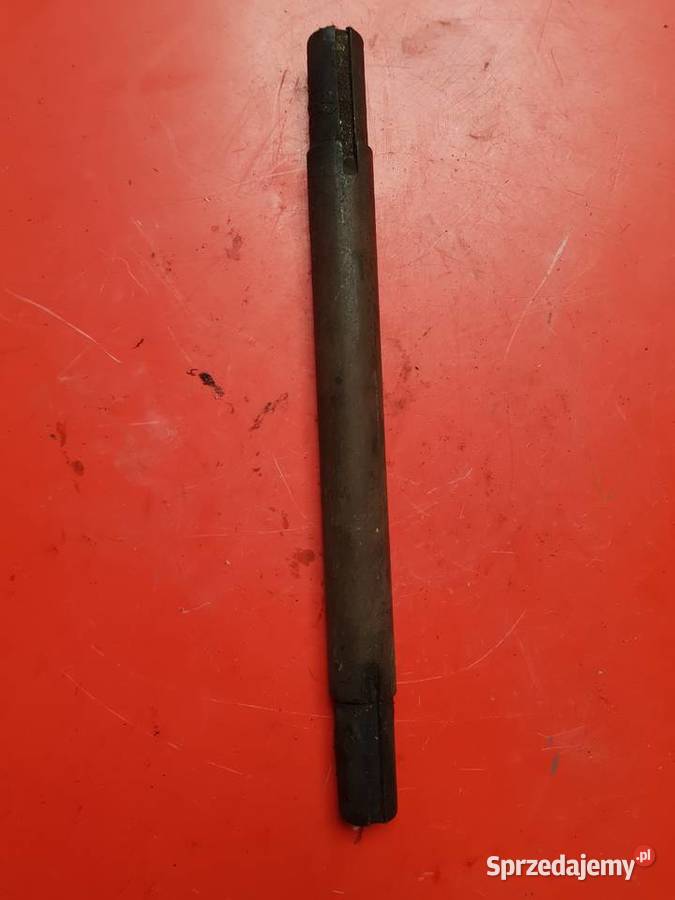 2218030050 Wał środkowy ROZRZUTNIK N218 Sulechów