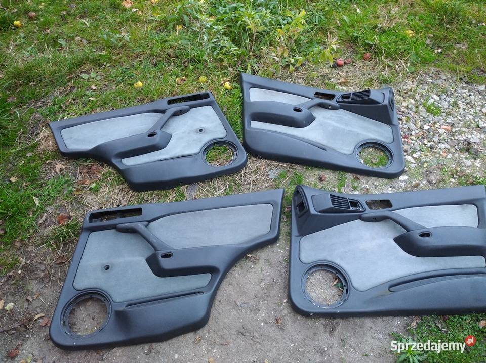 Boczki drzwi alfa 146 boxer Poznań