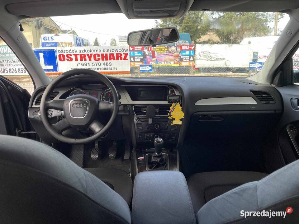 Sprzedam Audi A4 b8 kombi 136 koni Wieluń