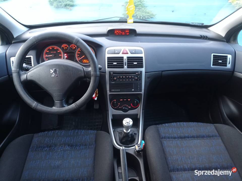 Peugeot 307 16 benzyna 171 przebiegu światła przeciwmgielne Kąclowa