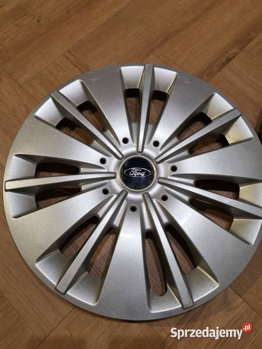 Kołpaki Ford 16 Borowo sprzedam