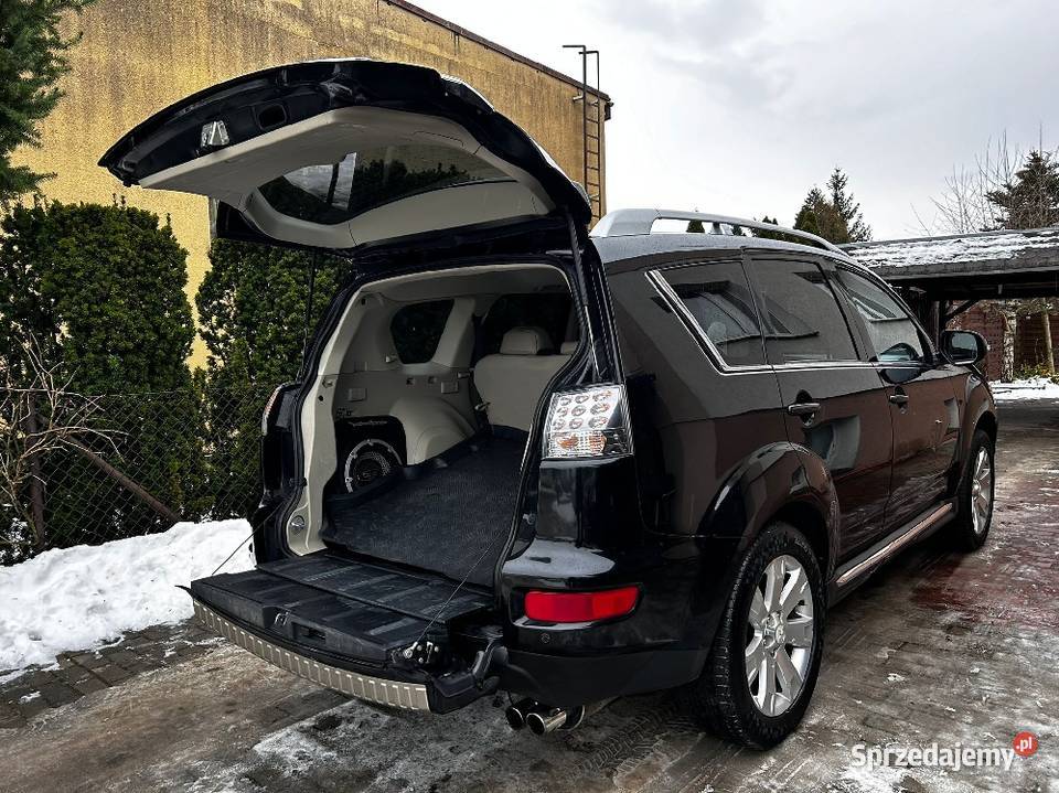 Mitsubishi Outlander II 4X4 2010 Lift FULL navi elektrochrom. lusterko wst. Skoki