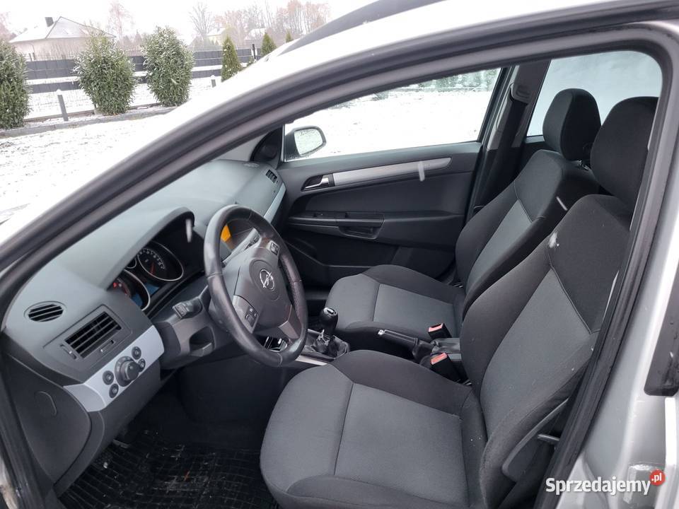 Opel Astra III 19 CDT 120KM