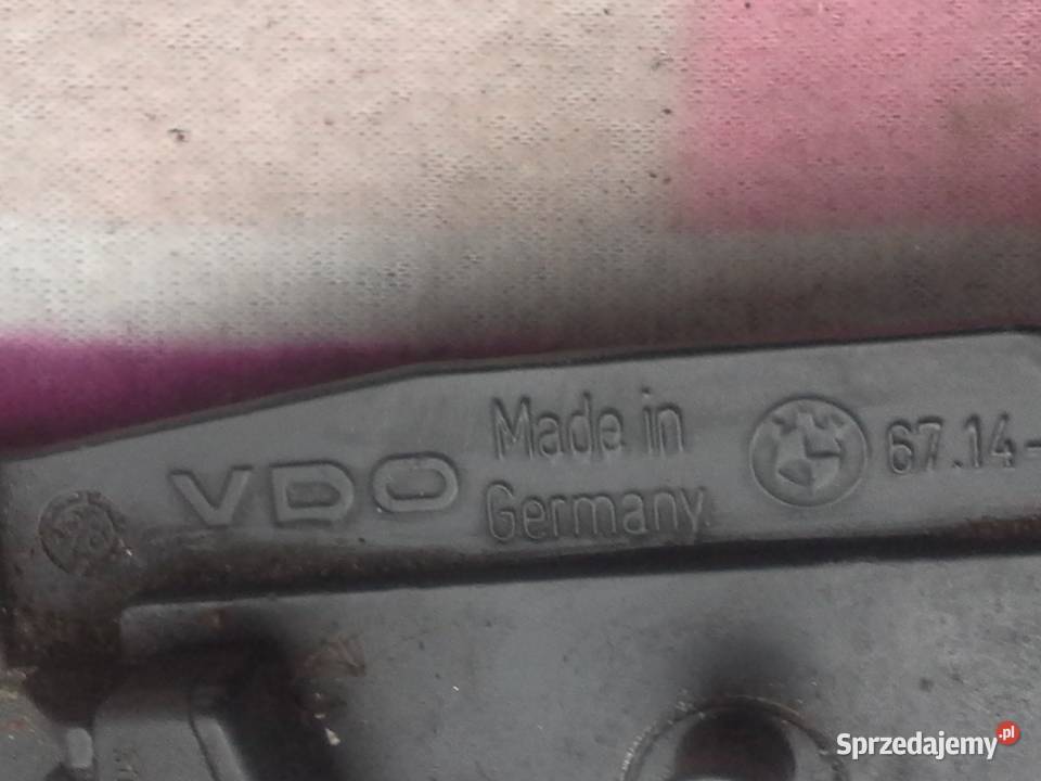 BMW E39 Siłownik zamka klapy tylnej bagażnika Części Dębno