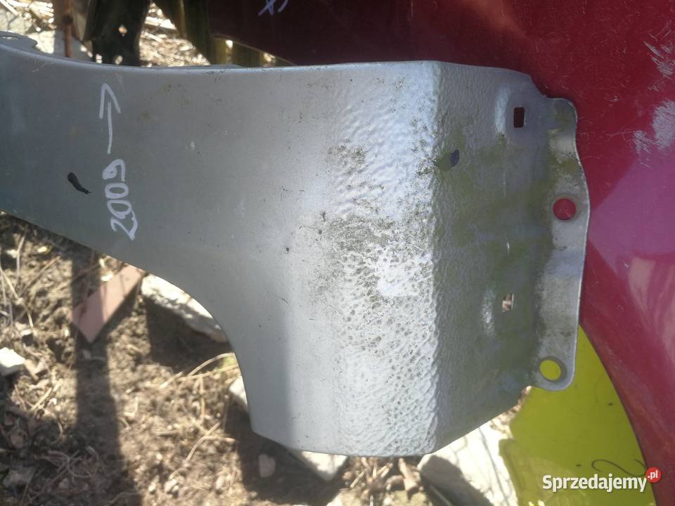 TOYOTA Auris 2007 błotnik prawy Części samochodowe sprzedam