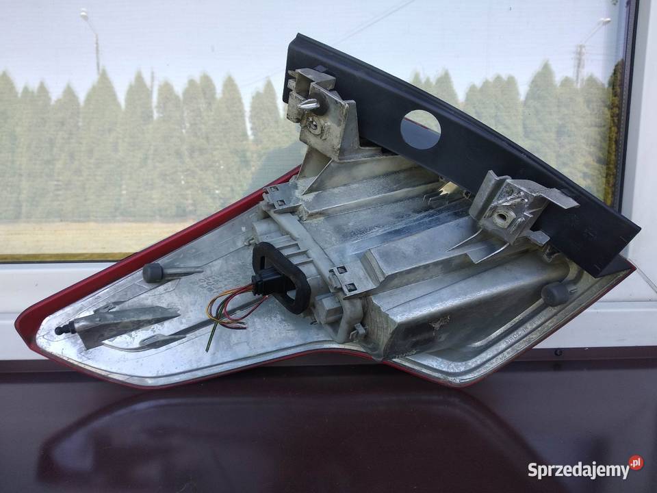 Citroen C4 Picasso I 0610 lampa tył tylna lewa w Sieradz