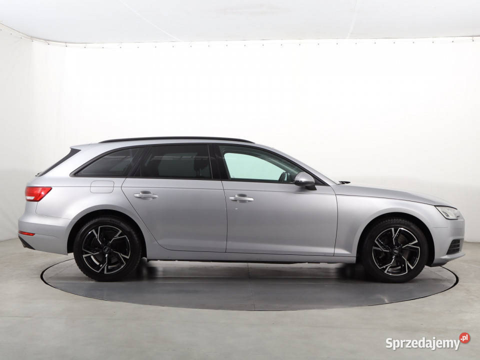 Audi A4 20 TFSI wielofunkcyjna kierownica Katowice