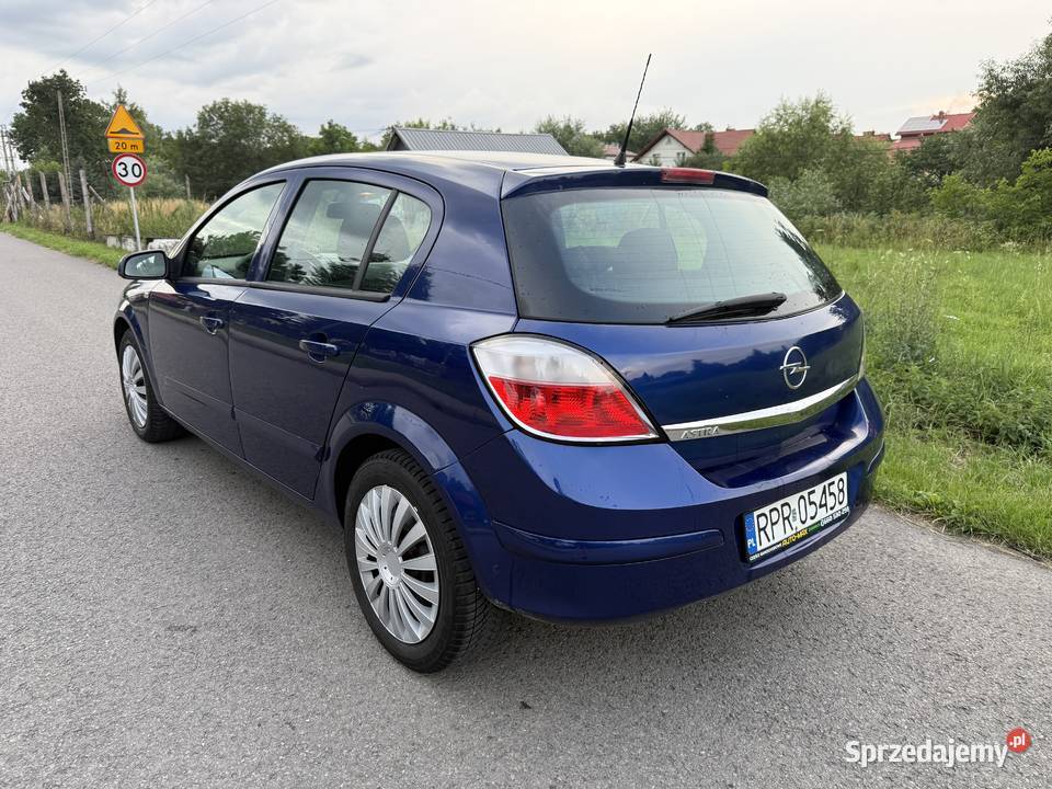 OPEL Astra H 14 LPG Sekwencja 2006r 5 drzwi podkarpackie