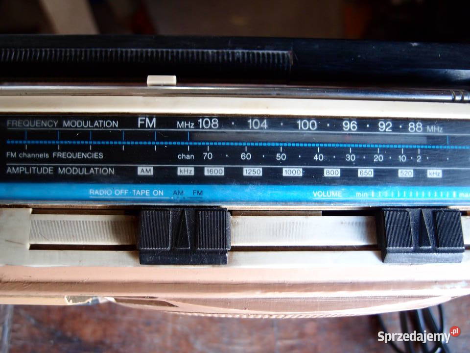 Radiomagnetofon PHILIPS D7140 Produkcja PRL lata Radioodtwarzacze Łódź