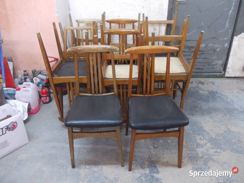 Stare drewniane krzesła PRL do odnowienia