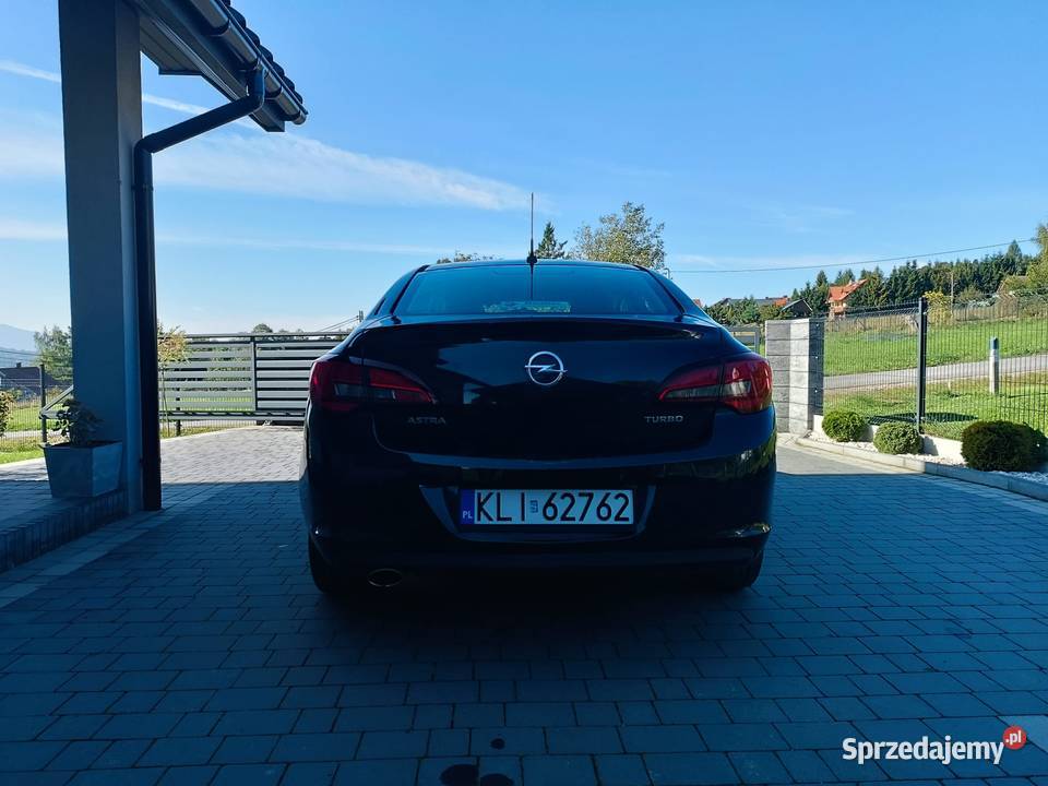 Opel Astra 14 Turbo Polski salon niski przebieg 140KM Limanowa