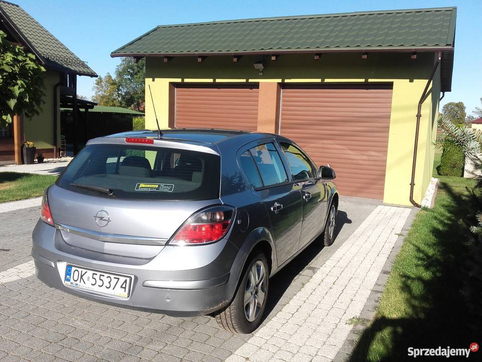 SPRZEDAM SAMOCHÓD OSOBOWY OPEL ASTRA 3 14BENZYNA Kobylice