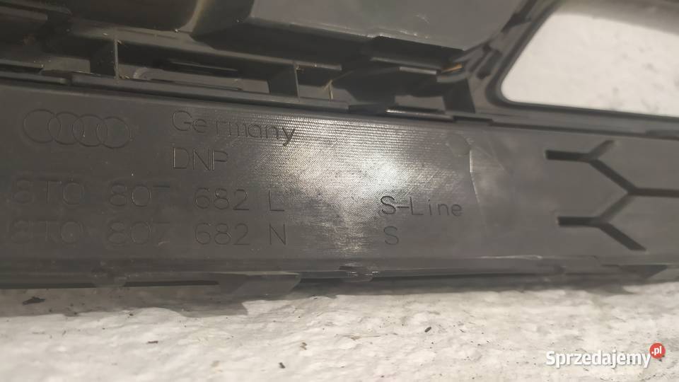 Kratka Audi A5 SLine w zderzak pod halogen Piastów
