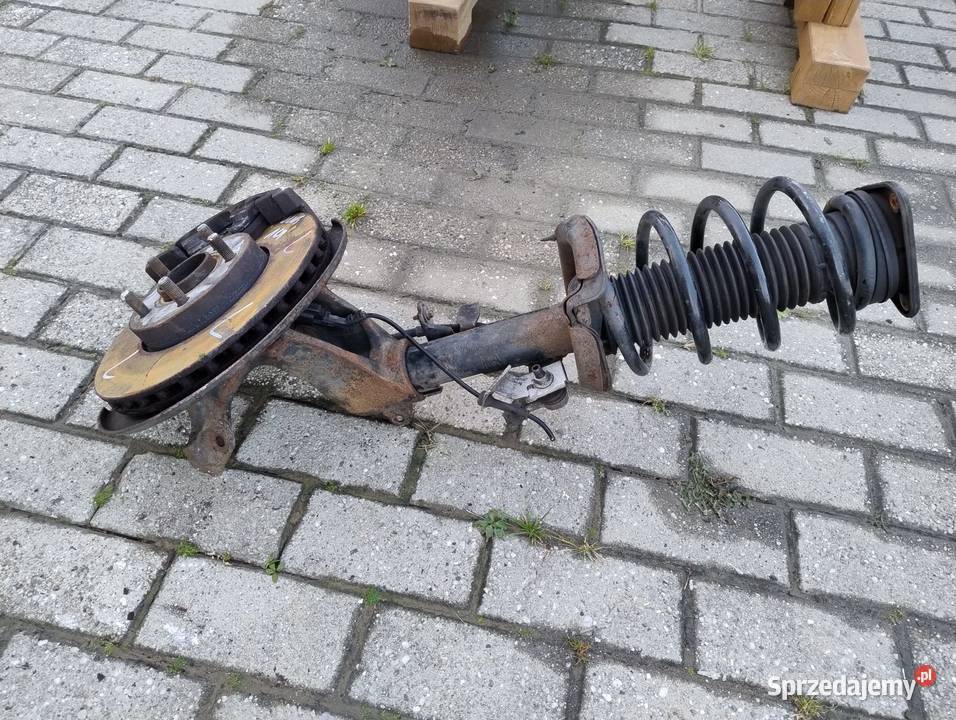 Ford Focus MK3 16tdci McPherson lewy przód Książenice
