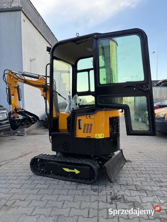 MINIKOPARKA BRIGGS STRATTON ZAMIANA na osobowe Maszyny budowlane Poznań