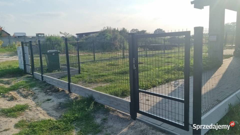 Montaż i naprawa ogrodzeń panelowych