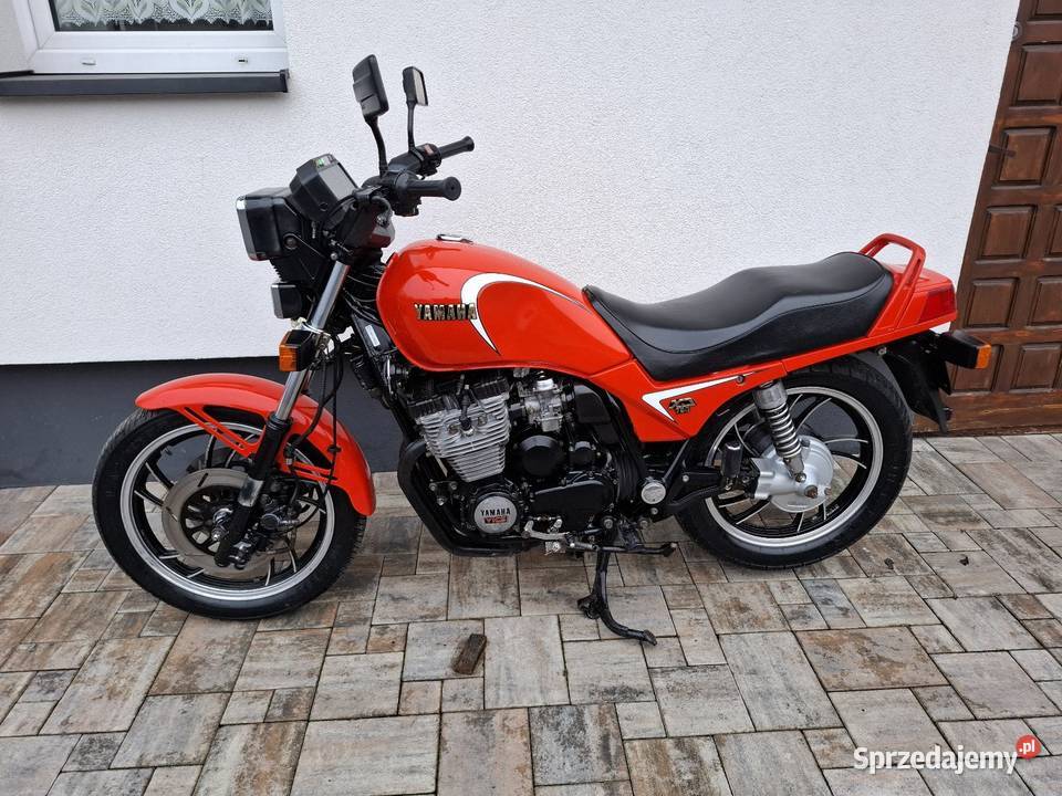Yamaha xj 750 seca części silnik rama bak kola Chobrzany