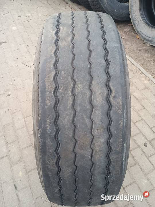 Pirelli ST25 38565 R225 Opona naczepowa używana Kolbuszowa