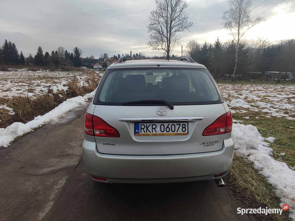 Toyota Avensis Verso 2003 podkarpackie Sanok