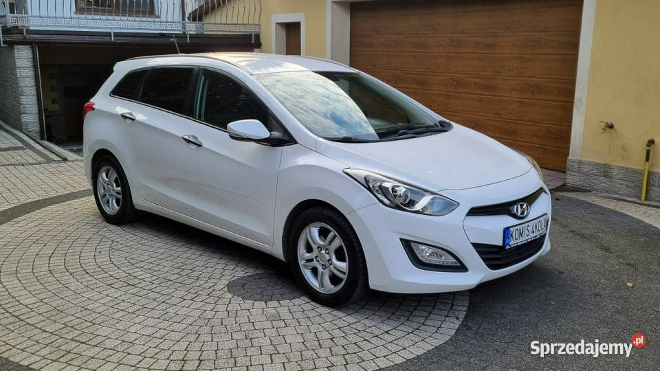 Hyundai i30 Serwis Nawigacja Super Stan 6 Bieg światła przeciwmgielne Płońsk