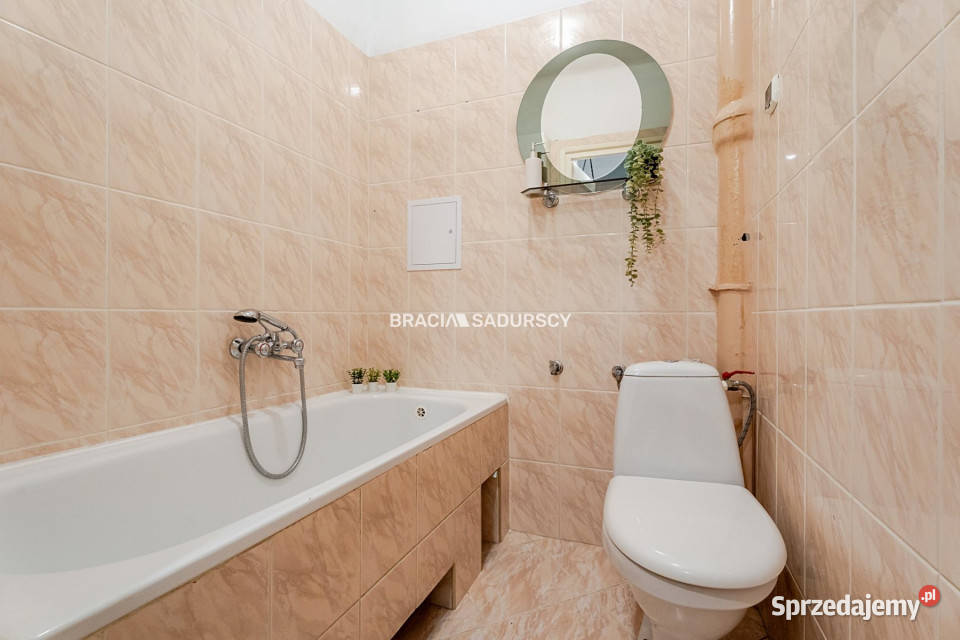 Mieszkanie sprzedam Kraków Litewska 2204m2 1 Sprzedaż