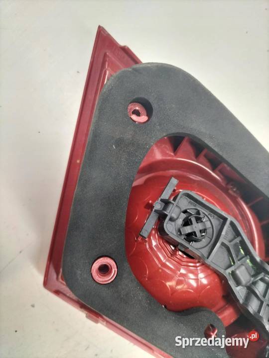 LAMPA TYŁ W KLAPĘ PRAWA LIFT LED FR Seat Leon II sprzedam