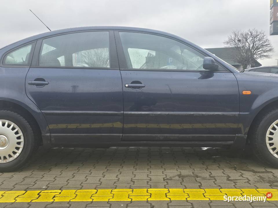 DOINWESTOWANY Passat 19 TDI 110 Zwykła Pompa Rok produkcji 1997 Passat Mińsk Mazowiecki