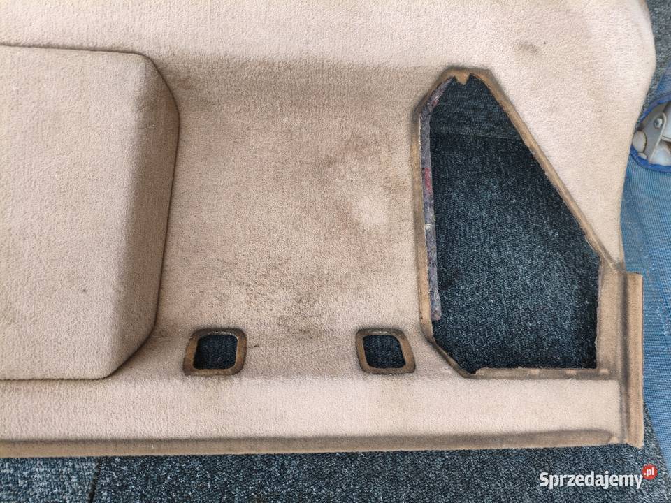 Mercedes W124 półka tylna sedan kremowa pod świętokrzyskie Skarżysko-Kamienna