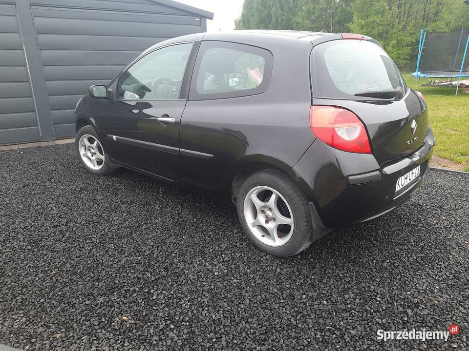 Renault Clio III silnik 12 benzyna 75 ładne i garażowany Babice