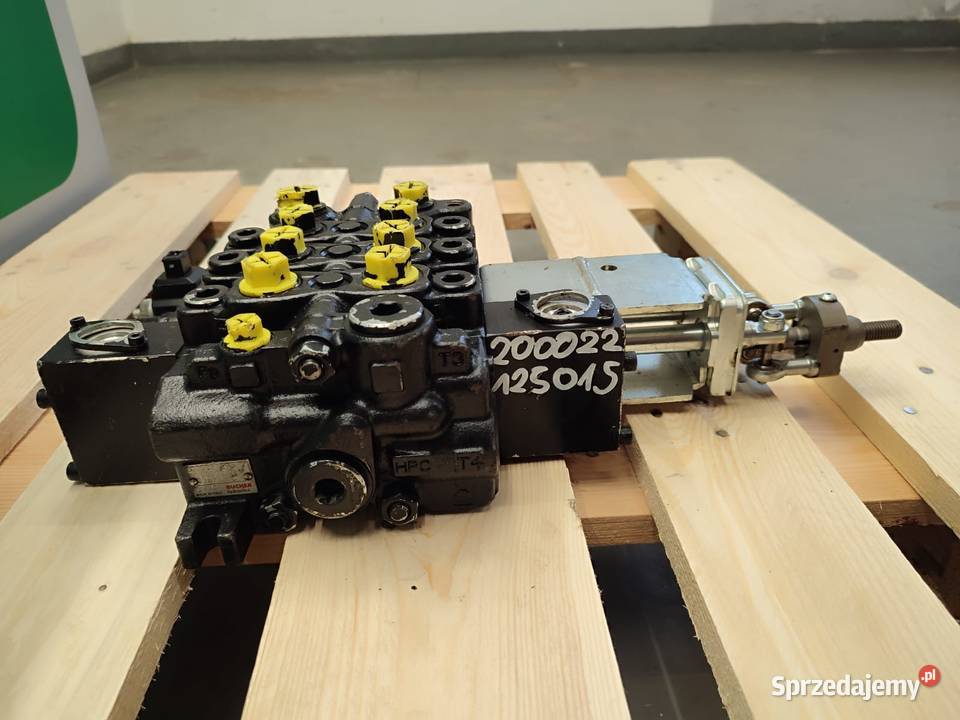 Rozdzielacz hydrauliczny 2000221230 BUCHER wielkopolskie Wilkowo