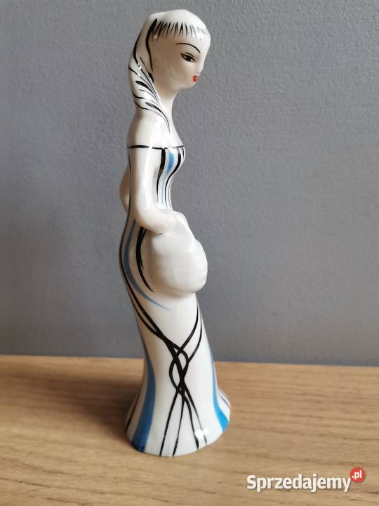 Stara figurka Grzybiarka porcelana Ćmielów PRL śląskie Katowice