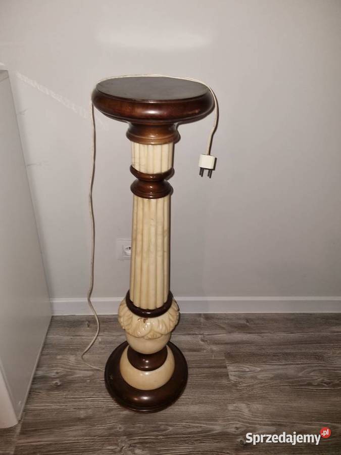 Lampa kolumna z alabastru Wola Podłężna