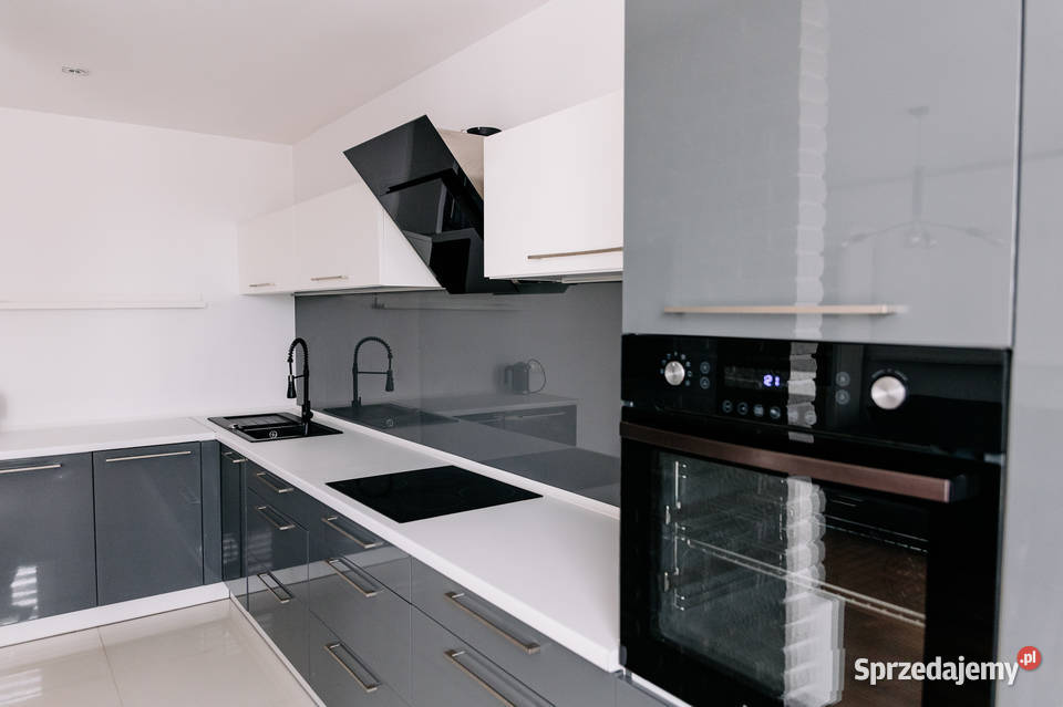 2 pokoje 56 m centrum Błonia pod Warszawą balkon mazowieckie Błonie sprzedam