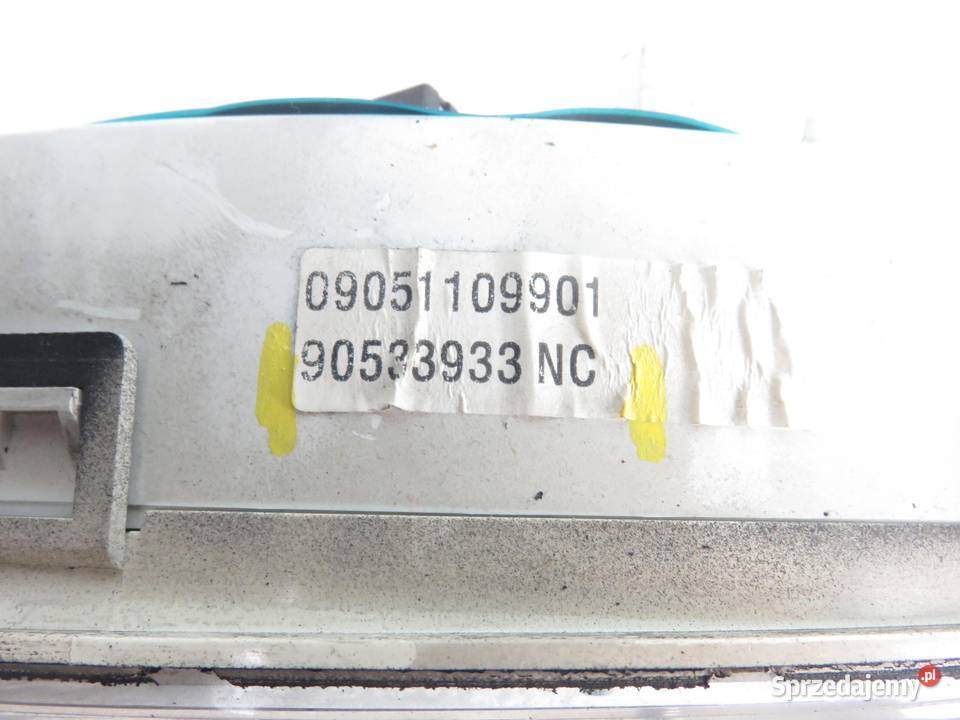 LICZNIK OPEL CORSA B 14 i 90533933NC