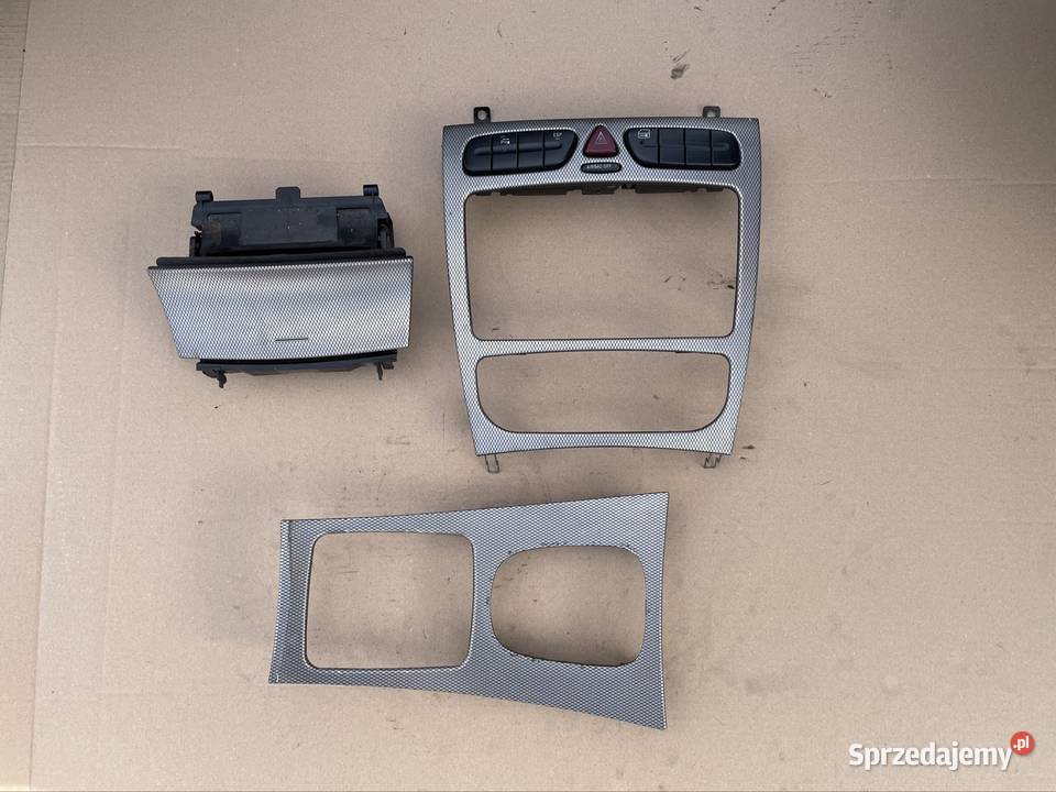 Dekor konsoli popielniczka panel Mercedes c w203 Deski rozdzielcze, konsole zachodniopomorskie Szczecin
