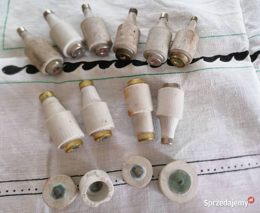 Bezpieczniki porcelanowewkładki topikoweKorki