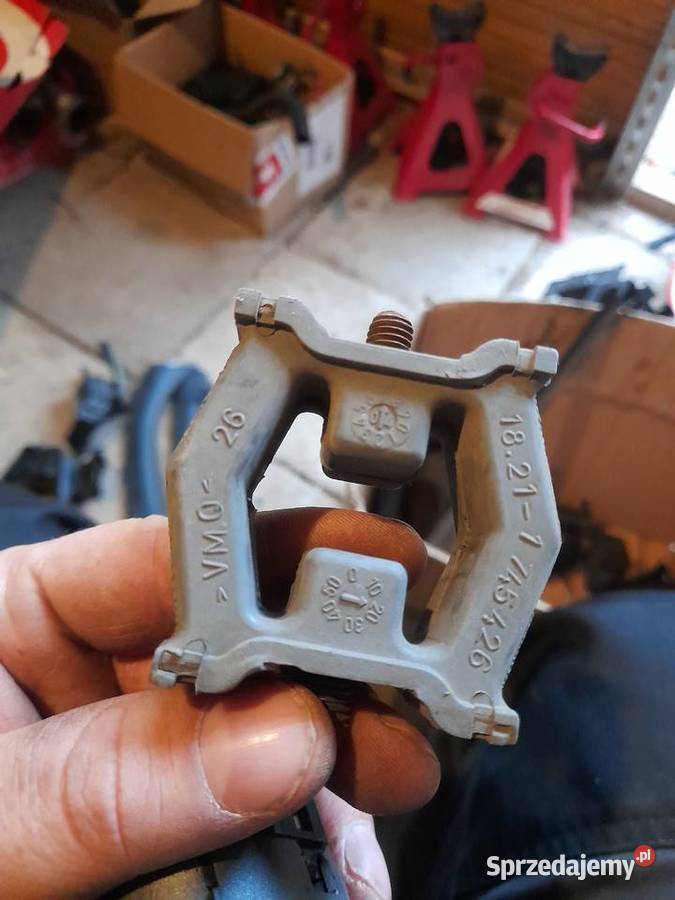 Wieszak tłumika BMW Z4 E85 Białystok sprzedam