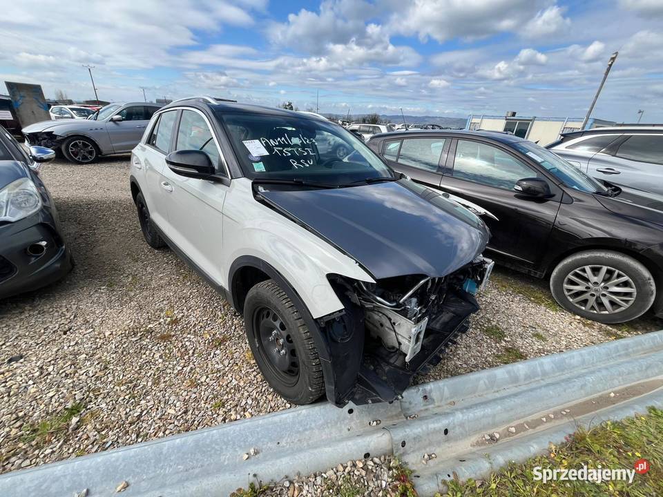 VOLKSWAGEN TRoc Carat 15 TSi 150 EVO DSG7 GD708 Rok produkcji 2023 Gdańsk sprzedam