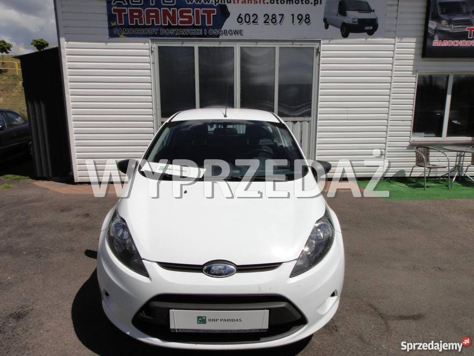 Do sprzedania Ford Fiesta bialy 2/3