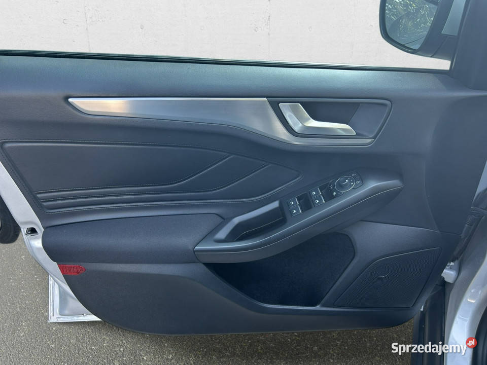 Ford Focus 10 EcoBoost mHEV Titanium X Z