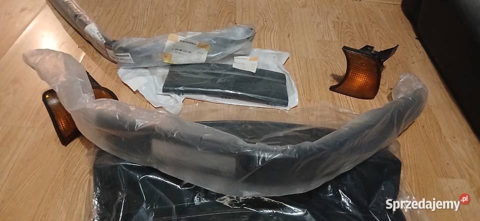 Pakiet usa BMW E34 listwy zderzaka Nowe przód Zabrze