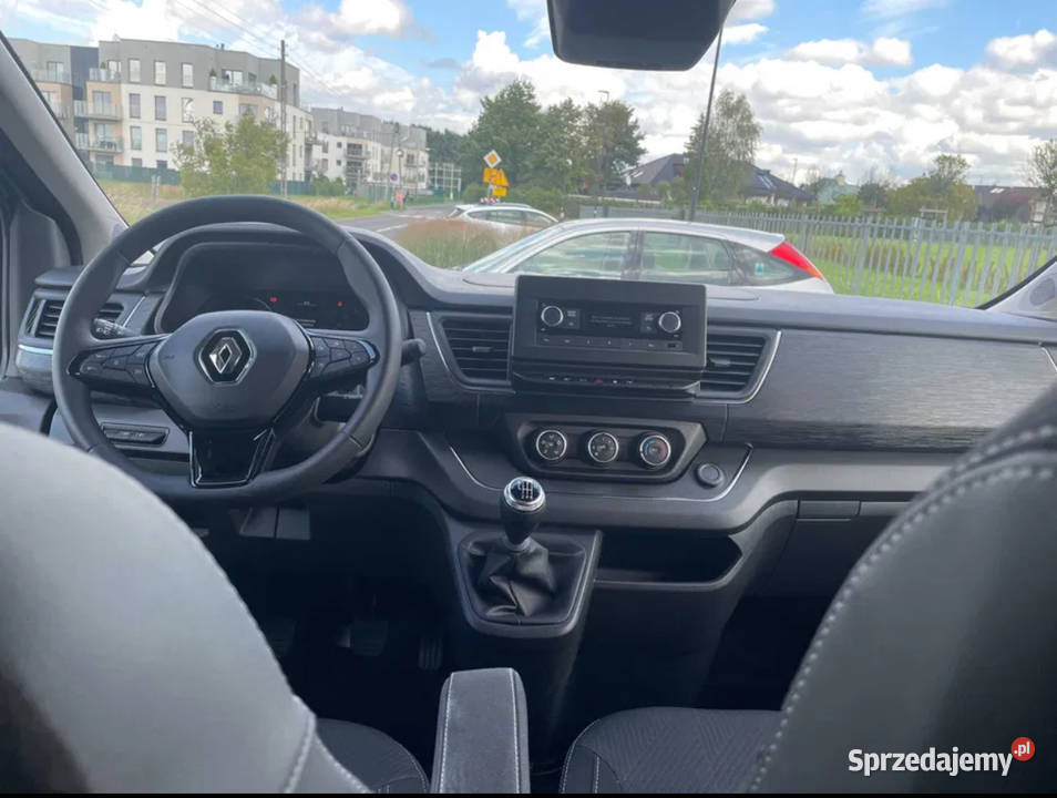 Renault Trafic Brygadówka 6os wynajem Gliwice auto wynajem