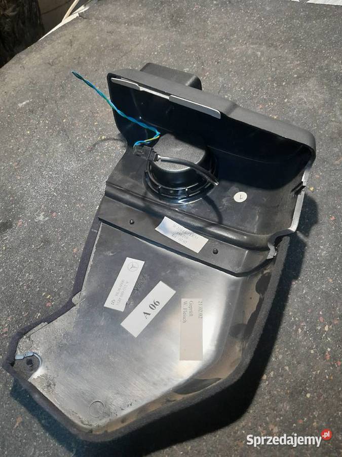 Mercedes W210 uchwyt na telefon kuda Rok produkcji 1998 Motoryzacja pomorskie Gdańsk