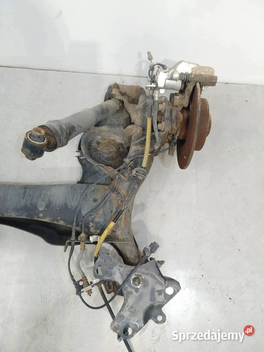 BELKA ZAWIESZENIA TYŁ Renault Megane III osobowe