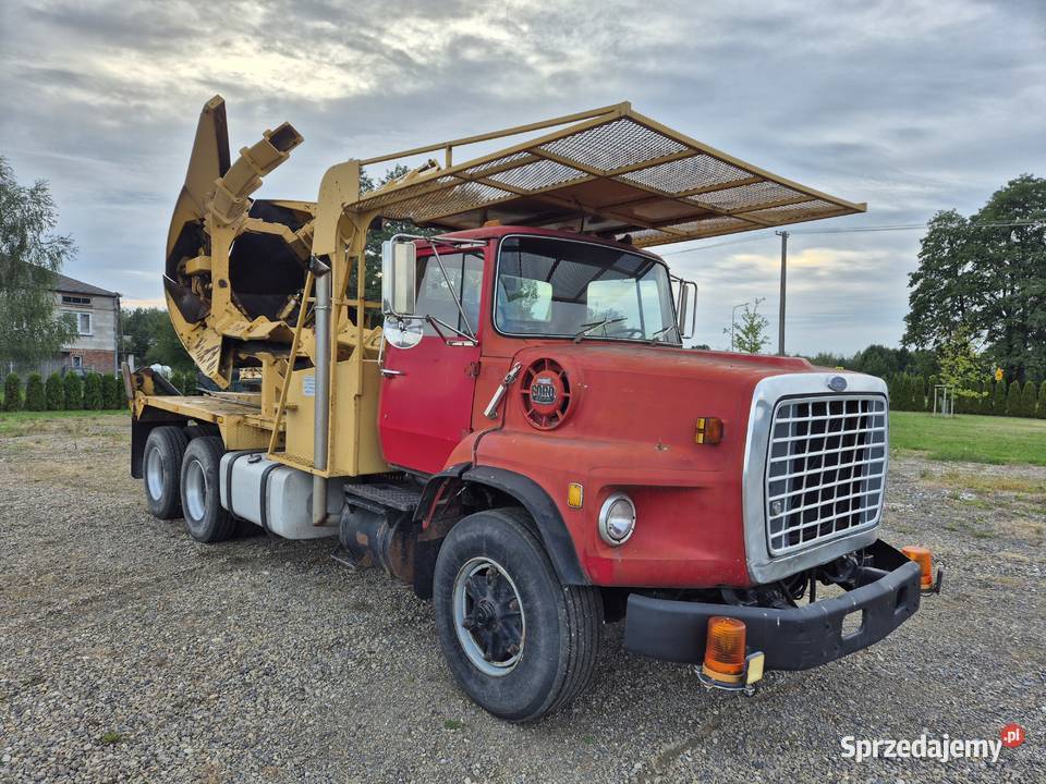 Przesadzarka dużych drzew Ford F8000 Markuszów